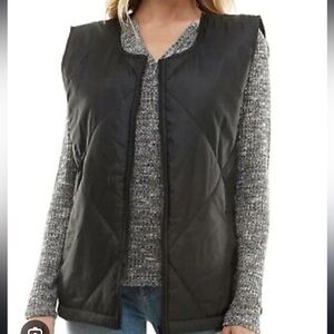 SOCIALITE Mae Black Vest